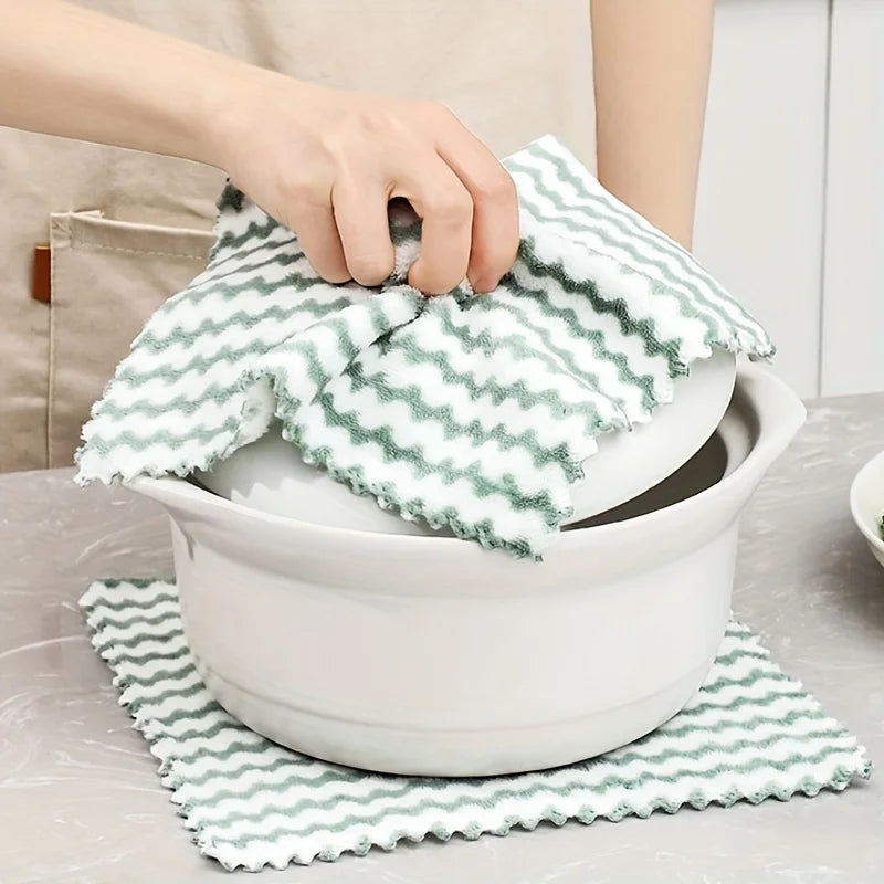 Coral fleece wavy cloth, kitchen absorbent dishwashing cloth