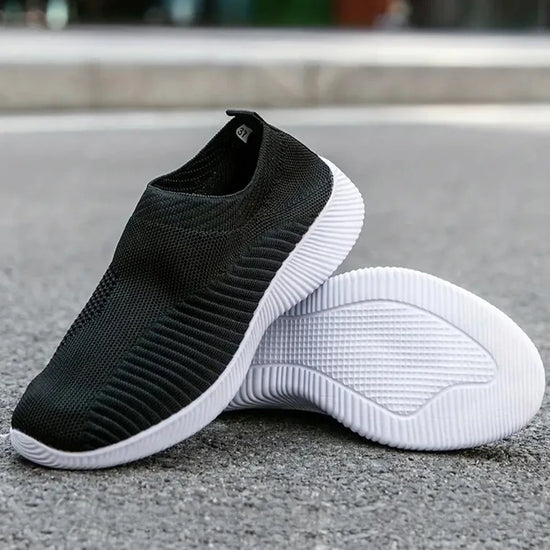 New Pink Sneakers For Women Casual Shoes Comfortable Vulcanized Shoes Breathable Ladies Slip On Flats Shoes Loafers Plus Size 42