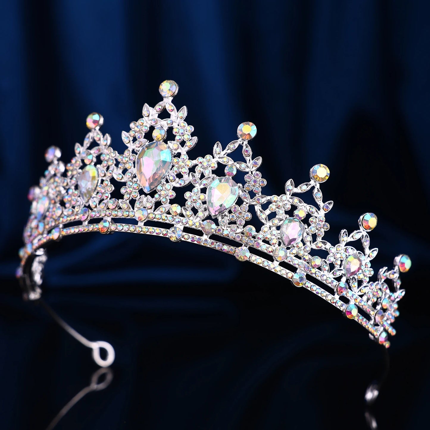 1 piece of retro fashion Baroque hollowed out rhinestone party crown headwear, suitable for birthday parties, Halloween photogra