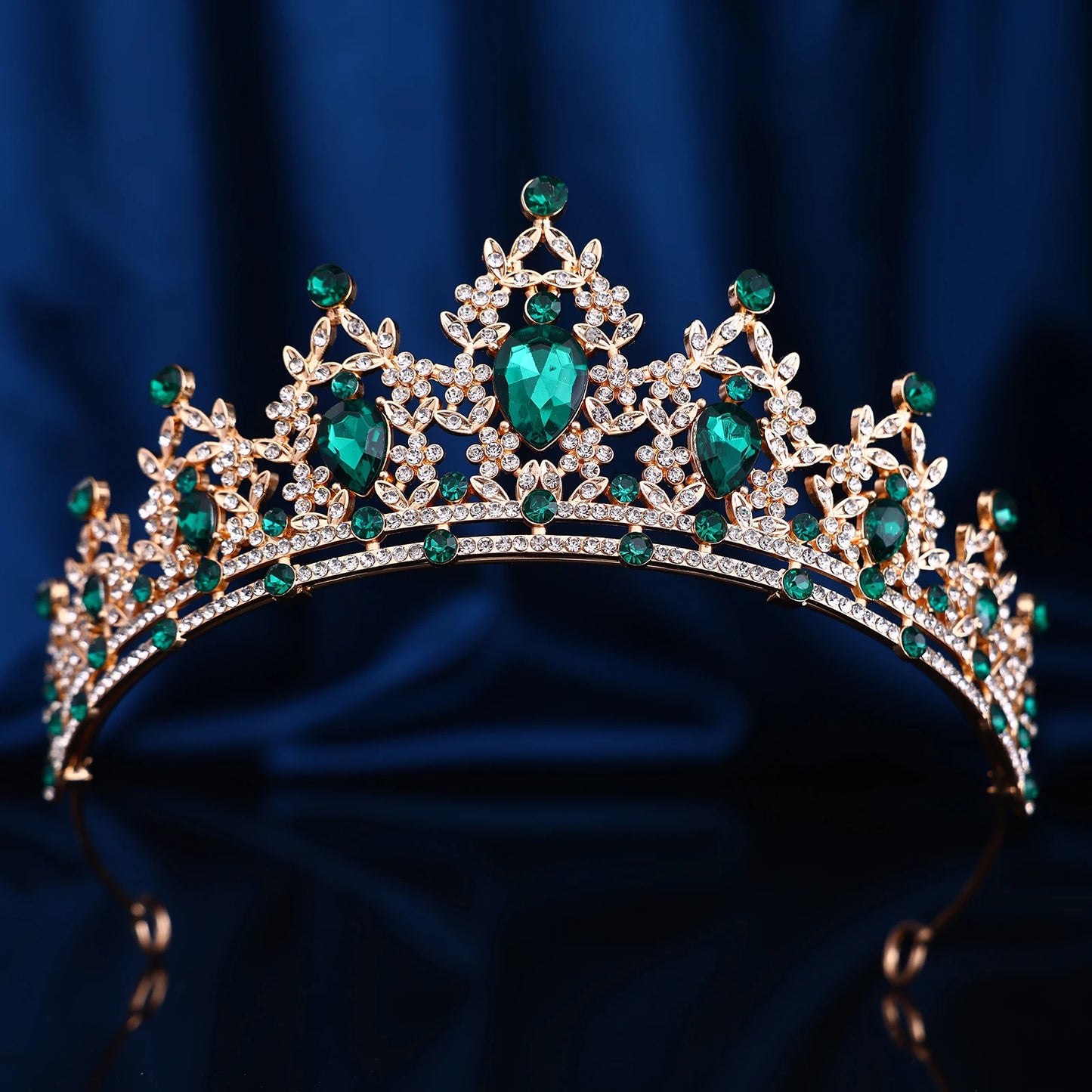 1 piece of retro fashion Baroque hollowed out rhinestone party crown headwear, suitable for birthday parties, Halloween photogra