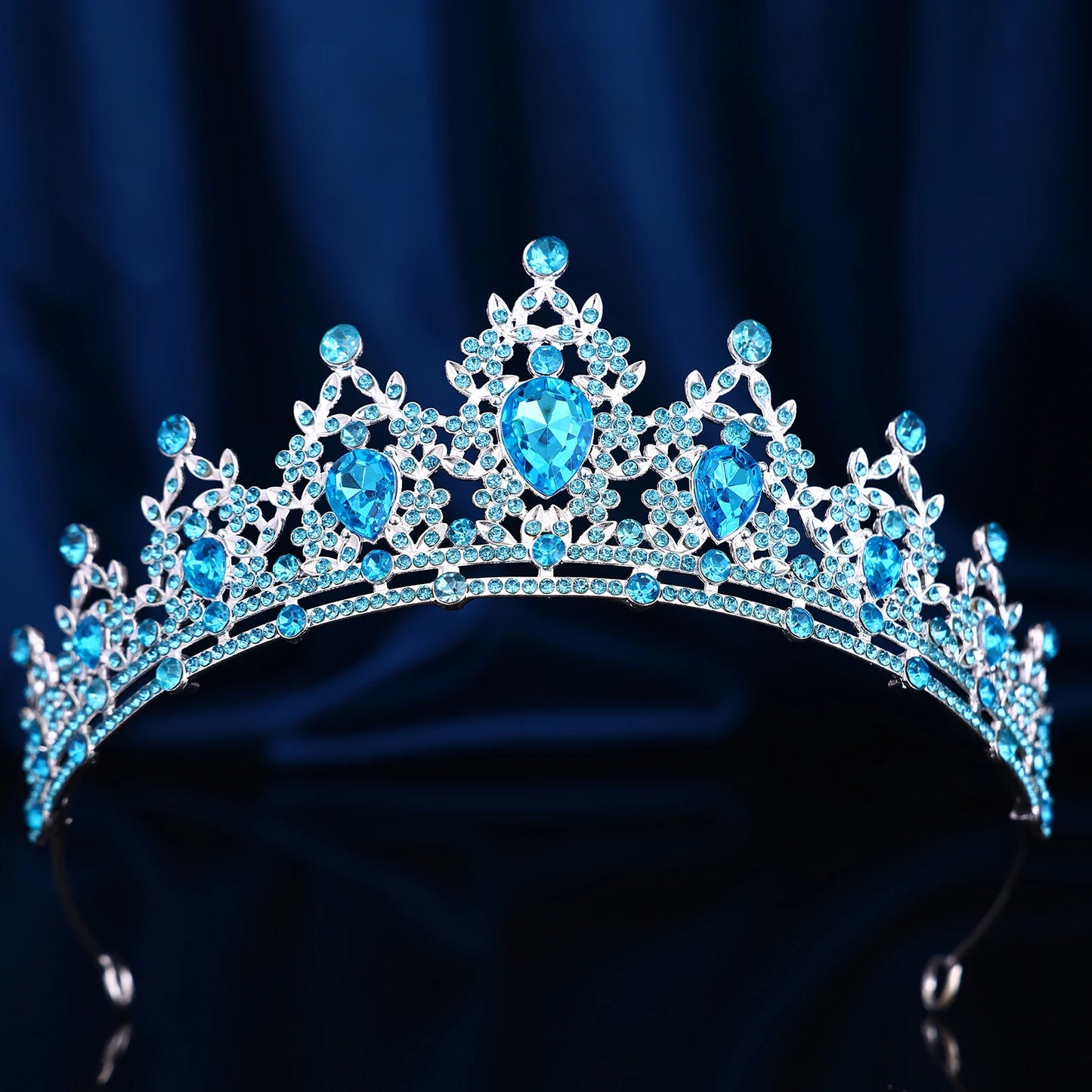 1 piece of retro fashion Baroque hollowed out rhinestone party crown headwear, suitable for birthday parties, Halloween photogra